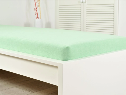Světle zelené jersey prostěradlo ALVORA 90 x 200 cm pro pohodlný spánek