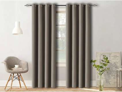 Elegantní šedohnědý závěs OXFORD 140x250 cm do moderního interiéru