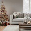 Béžový povlak HOLLY CHARM 45x45 cm s vánočním designem