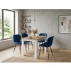 Trendy jídelní židle MANGO VELVET modrá v moderním designu
